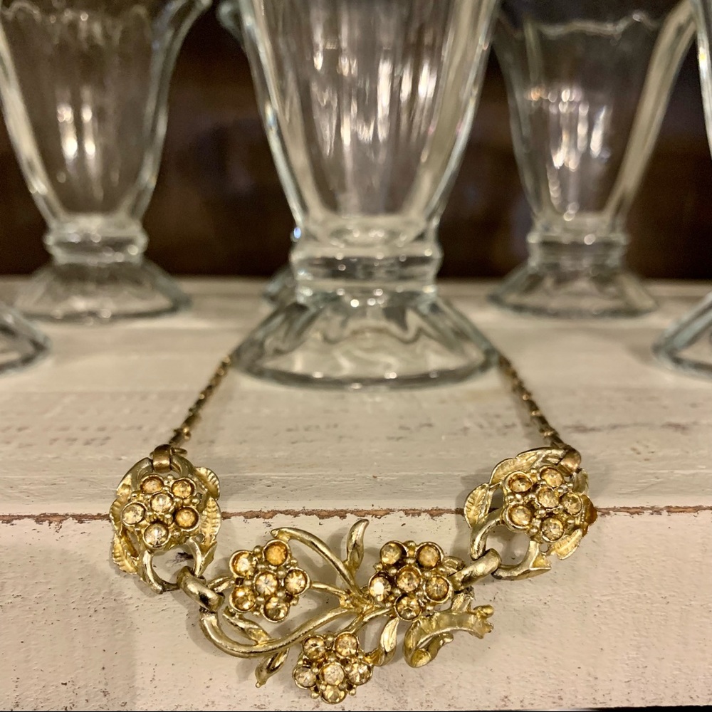 1940s Gold Tone Necklace
